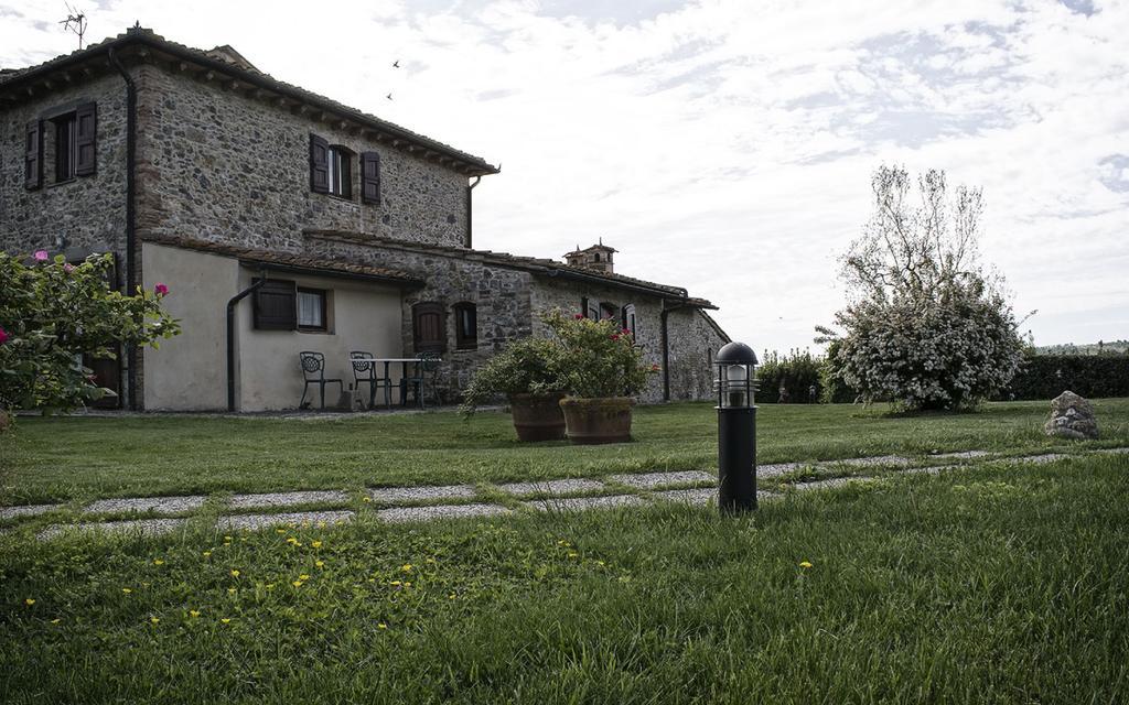 Podere Il Gioiello Daire San Gimignano Dış mekan fotoğraf